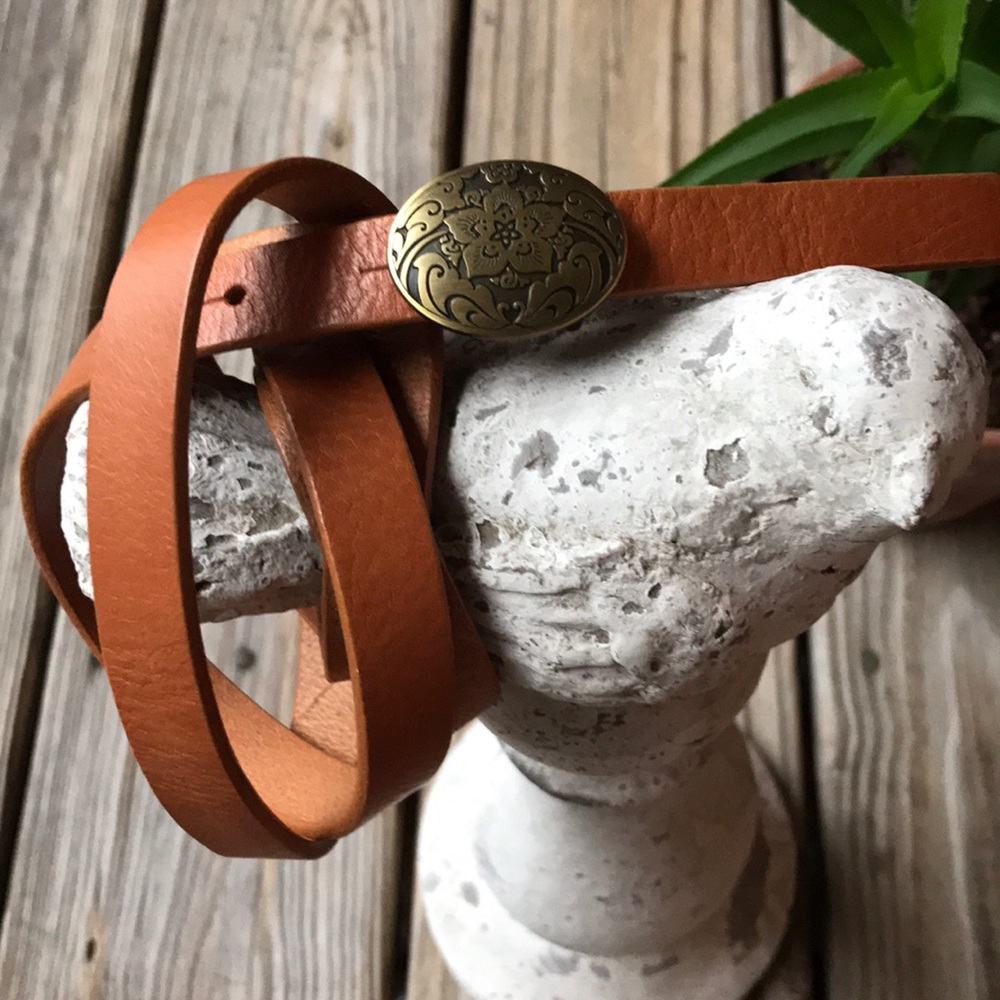 American Eagle belt